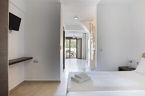 Pantheon Villas & Suites