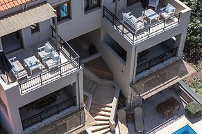 Pantheon Villas & Suites