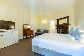 Coolangatta Estate