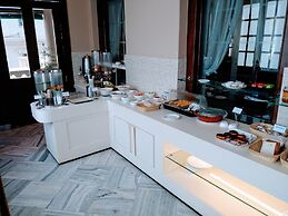 Hotel Surya