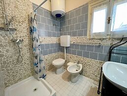 Townhouse With Garden and Shared Pool