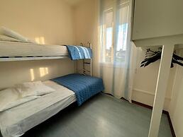 Townhouse With Garden and Shared Pool