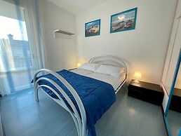 Townhouse With Garden and Shared Pool