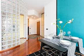 MyHomeInComo - Santa Chiara Apartment