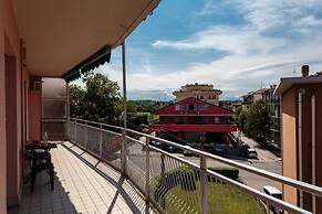 MyHomeInComo - Santa Chiara Apartment