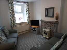 Holly Cottage