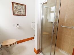 17 Clover Hill