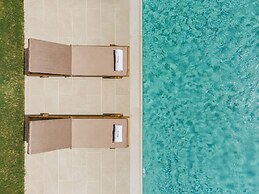 Makris Luxury Rooms