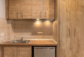 Makris Luxury Rooms