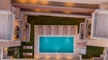 Makris Luxury Rooms