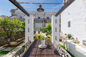 Corso Italia Deluxe Apartment by Wonderful Italy
