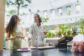 Oriental Hotel Okinawa Resort & Spa