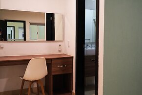 Nora Hotel & Co living