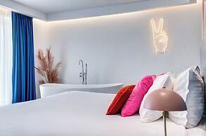 Flamingo Hotel