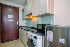 Warm and Cozy Studio Room at Menteng Park Apartment