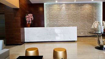 Good Choice Studio Nifarro Park Apartment
