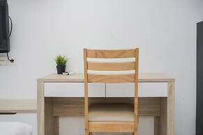 Comfortable Studio Apartment at Springwood Residence