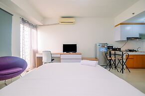 Chic and Cozy Studio Park View Condominium Apartment