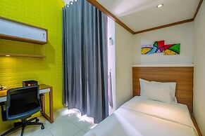 Comfort Studio with Bunk Bed at Dave Apartment