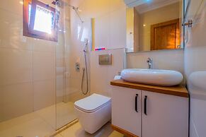 Myra Villa 1