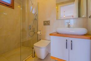 Myra Villa 1