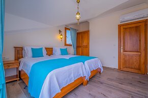 Myra Villa 1