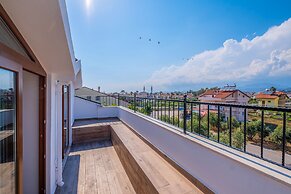 Myra Villa 1