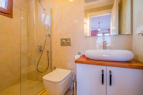 Myra Villa 1