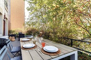 MyHomeInComo - Art Design Suites