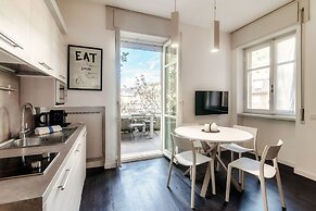 MyHomeInComo - Art Design Suites