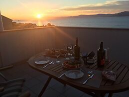 Sunset View Apartment