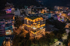 Moustache Rishikesh Luxuria - Hostel