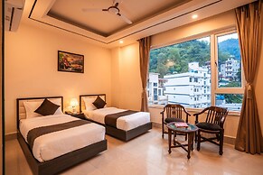 Moustache Rishikesh Luxuria - Hostel