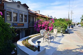 Mykonut Boutique Suites