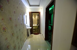 Laylati Al Hamra