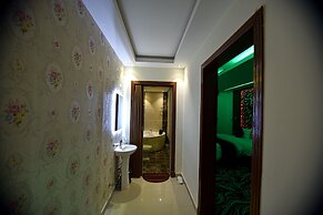 Laylati Al Hamra
