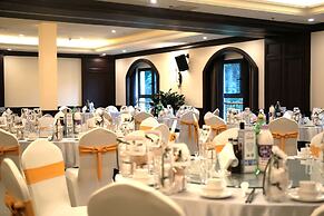 Howard Johnson by Wyndham Yaan Forest Resort