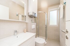 Penthouse Apartment Perla with Jacuzzi