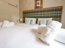 Bearnock Lodge