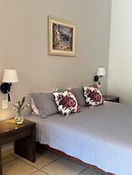 Hotel Gladys