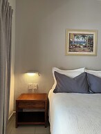 Hotel Gladys