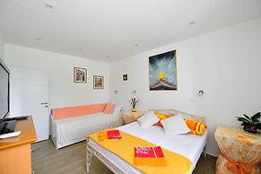 A1 - apt in the Very Heart of Split With sea View