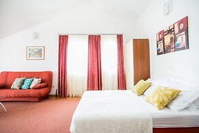 Apartments Bili