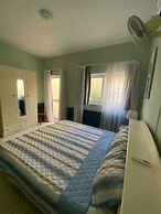 Ground Floor Maisonette In Birzebbugia