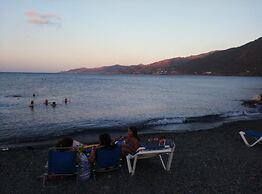 Pomos Harbourbiew Villa