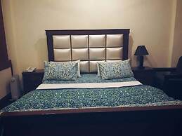Divine Hotel