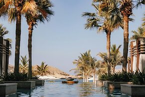 Jumeirah Muscat Bay