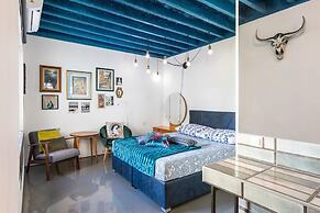 Sleeps 8, Pet Friendly, Garden & Roof Terrace