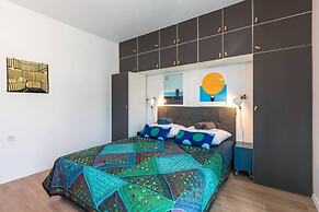 Sleeps 8, Pet Friendly, Garden & Roof Terrace