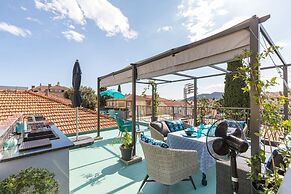 Sleeps 8, Pet Friendly, Garden & Roof Terrace